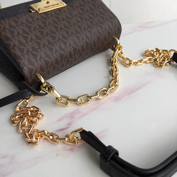 マイケルコースバッグ角部分ディテール